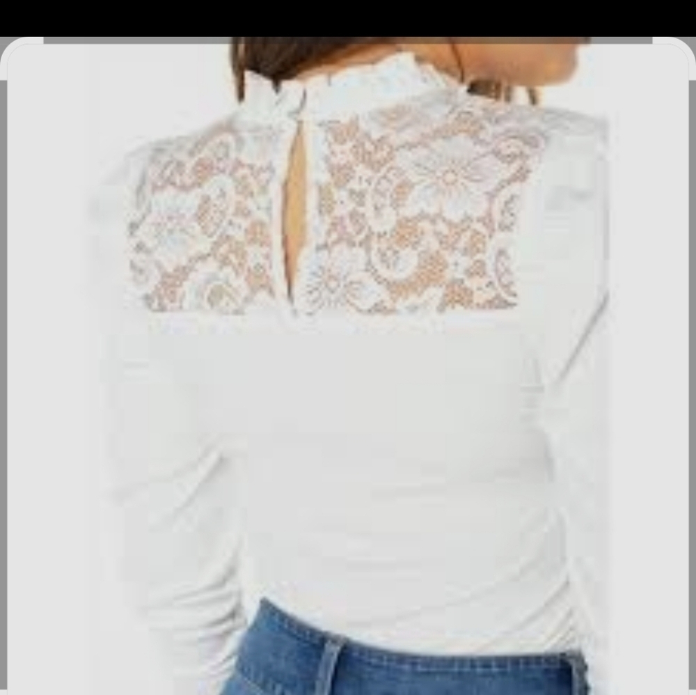 Celebrity Pink White Fitted Embellished Blouse - Picture 3 of 8